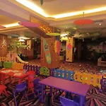 Eduard Elegance Rin Апартаменти Бухарест