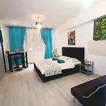 Eduard Elegance Rin Бухарест