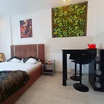 Апартаменти Eduard Elegance Rin