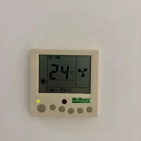 Eduard Elegance Rin דירה