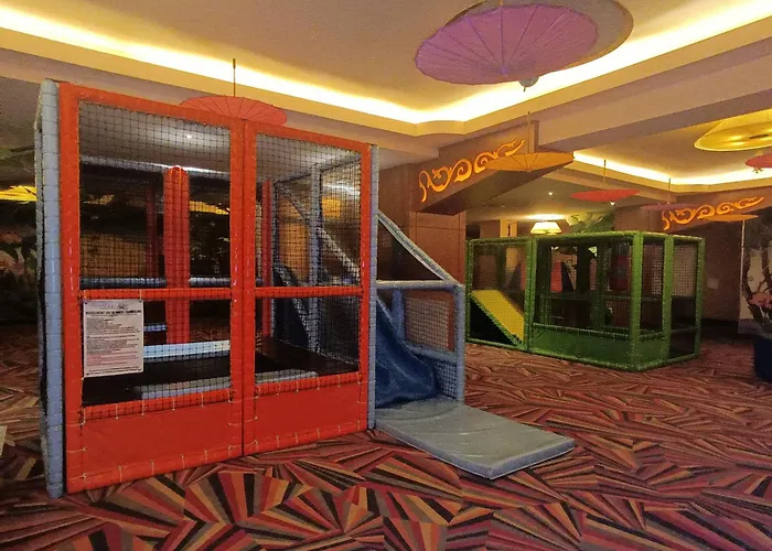 Eduard Elegance Rin * Bucareste