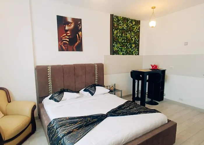 Eduard Elegance Rin * בוקרשט