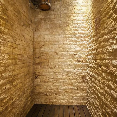 Eduard Elegance Rin Apartment *