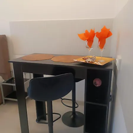 Eduard Elegance Rin Daire Bükreş