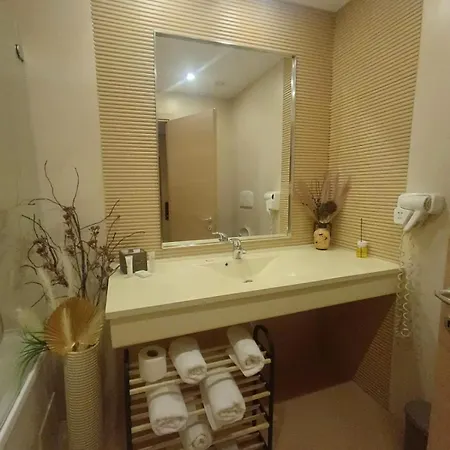 Eduard Elegance Rin Apartment *
